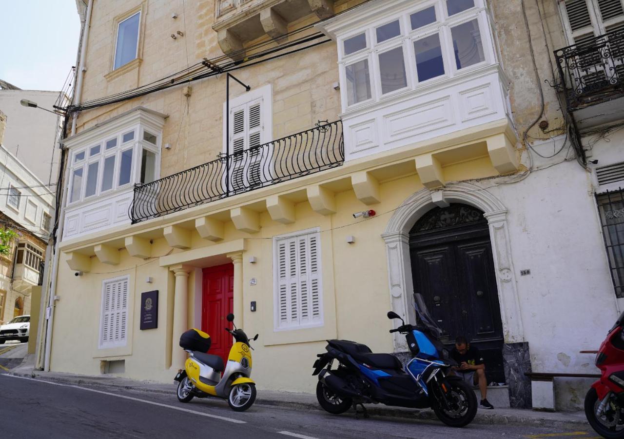 The Rose Hostel Saint Julian's 외부 사진